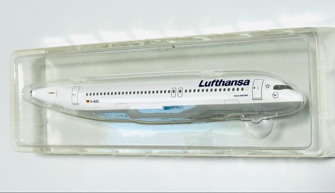 航空機・ヘリコプター 1/200 Lufthansa Airbus A320-200 D-AIZZ