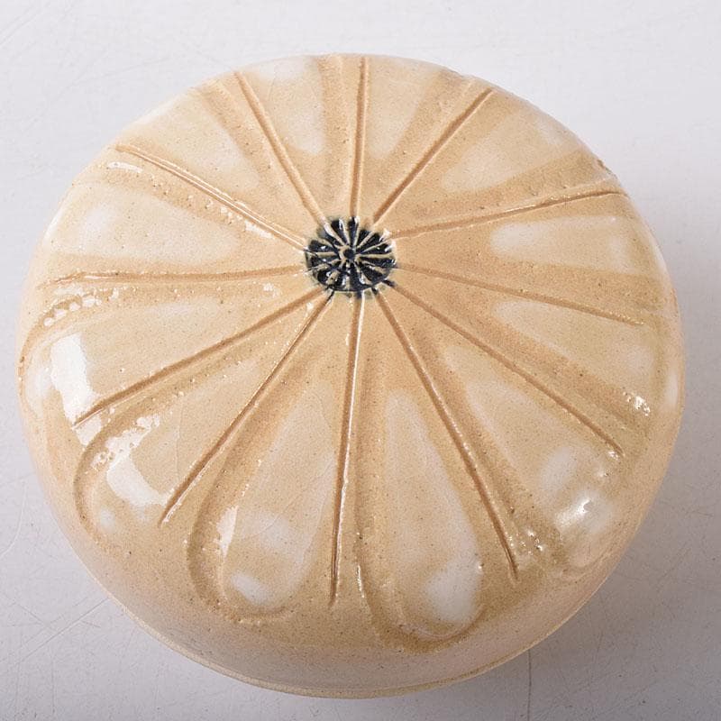 茶道具　春香堂　葵窯　加藤春二作　菊花　千年菊方　香合　共箱　V　7850