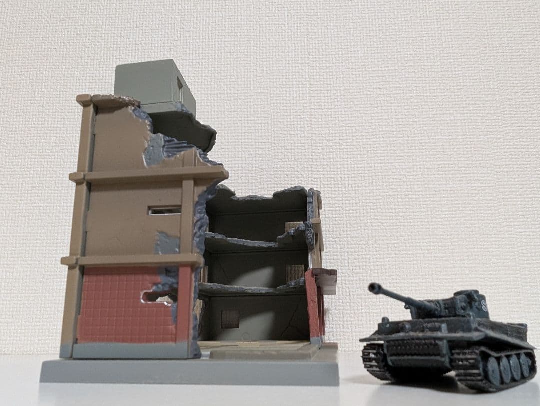 1/144　タイガーⅠ + 廃墟ビル