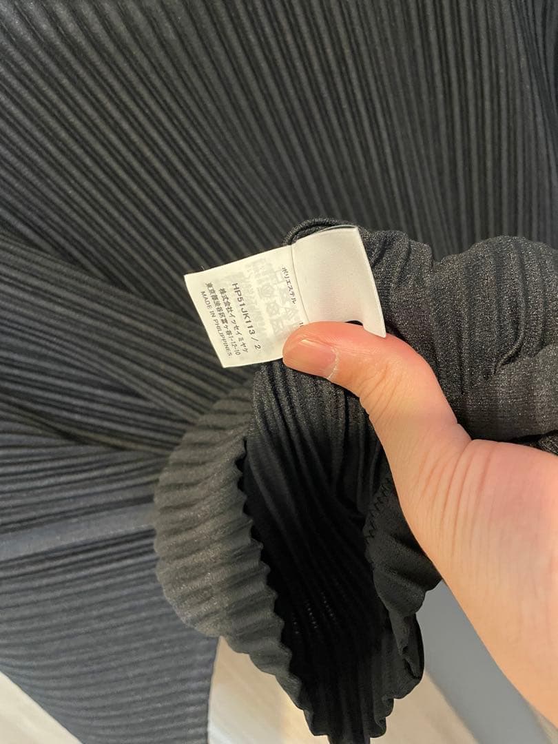 プリーツTシャツ　五分袖　オムプリッセイッセイミヤケ　サイズ2 黒