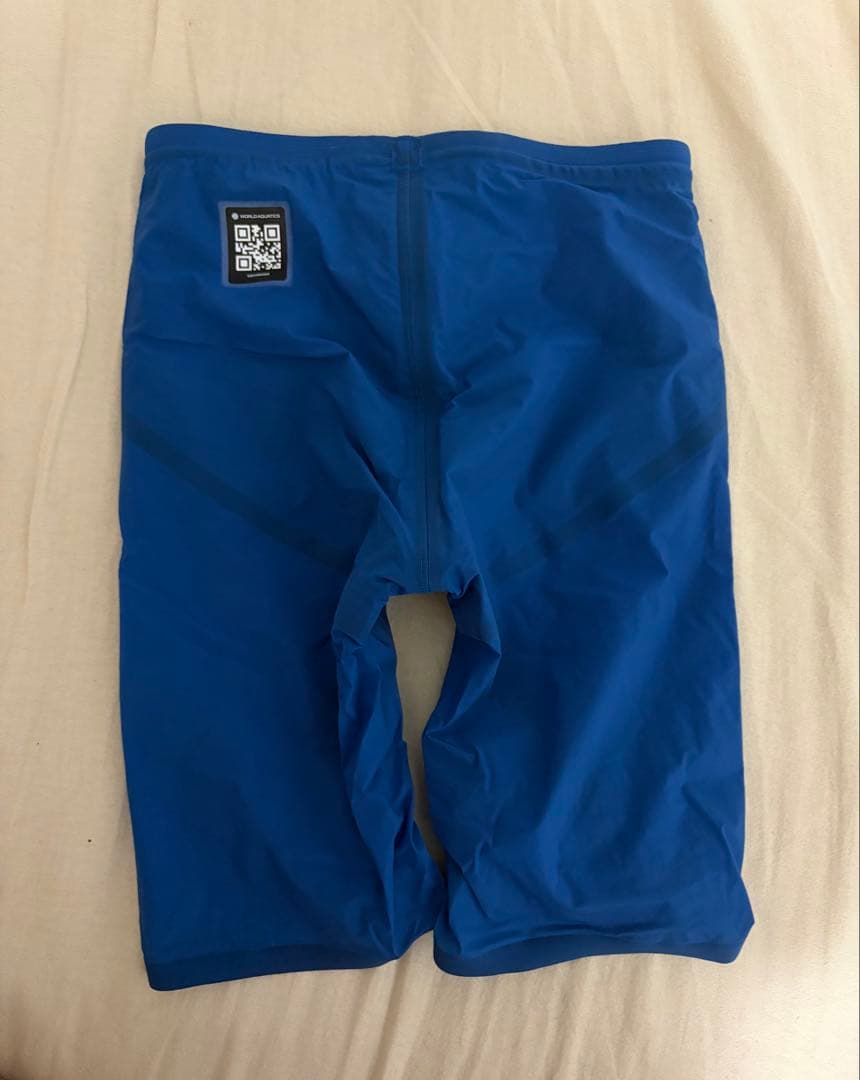 arena アクアフォースストーム　Mサイズ