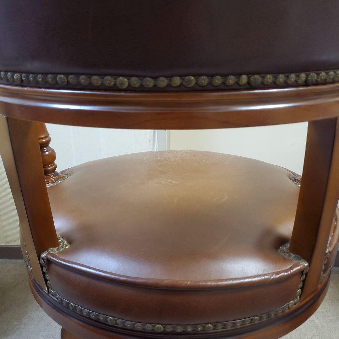 大幅値下げ！【稀少】イタリア製　アンティークチェア　回転式