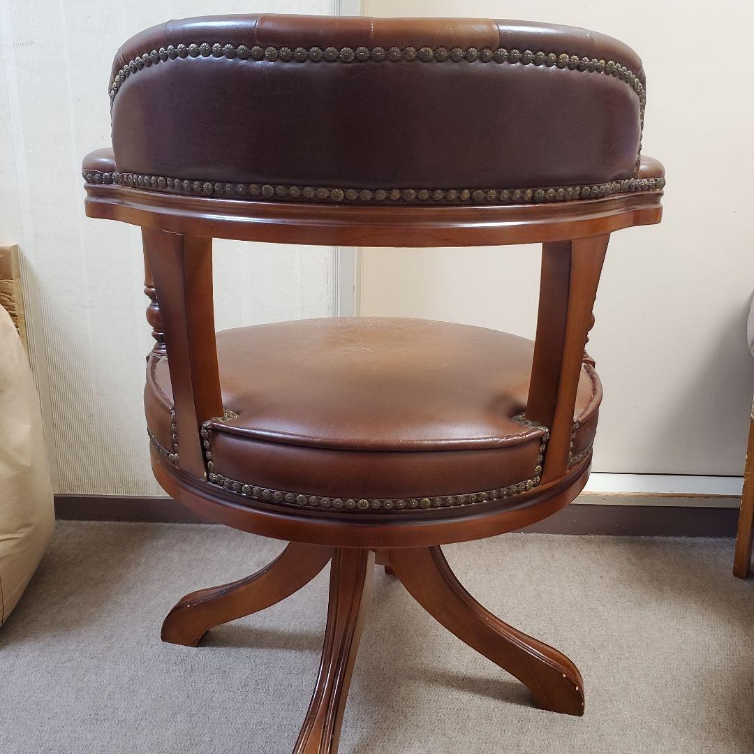 大幅値下げ！【稀少】イタリア製　アンティークチェア　回転式