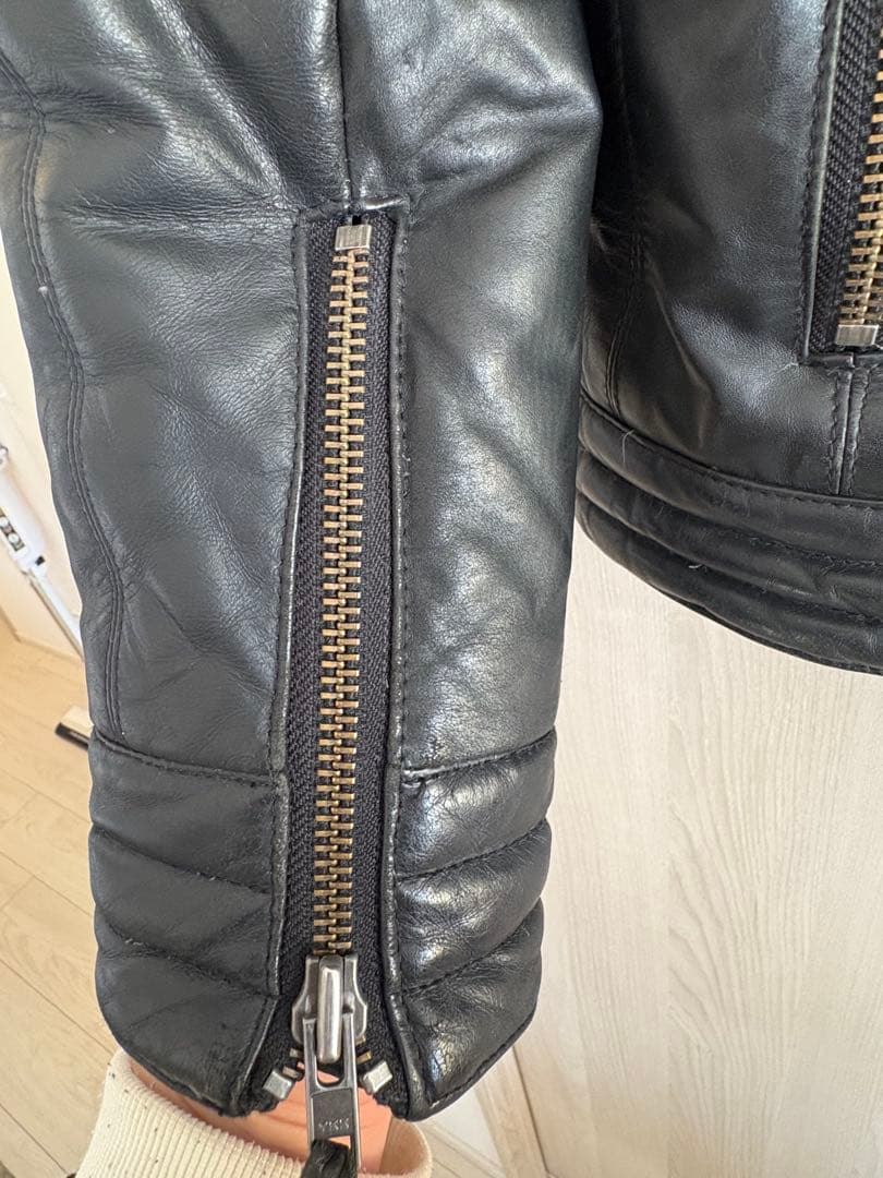 馬革 Lugoo Leathers シングルライダース