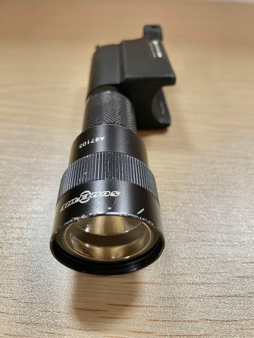 超値下！レーザープロダクツ（シュアファイア）ウェポンライト610R ガバメント用