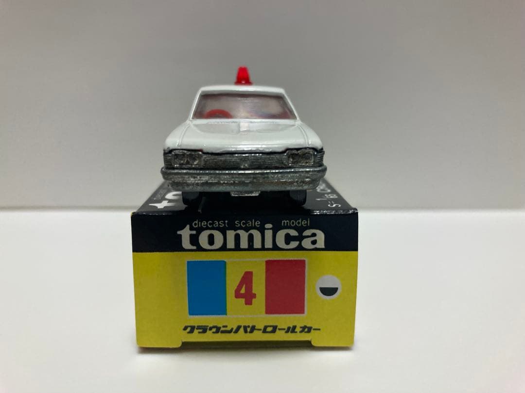 トミカ　日本製　クラウン　パトロールカー　1Aホイール　赤色灯Bタイプ　シール付