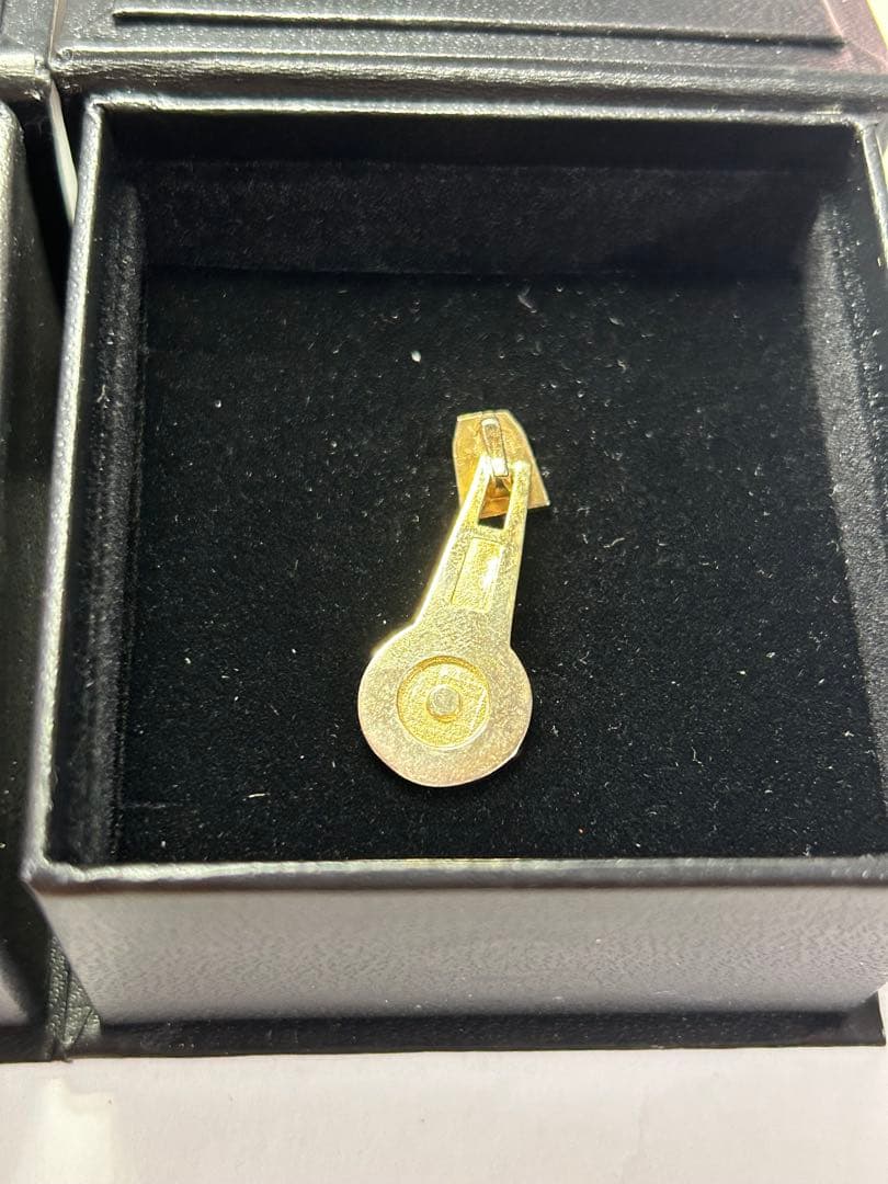 ジョジョ　プレミアムバンダイ限定　ピアスセット　ブチャラティ