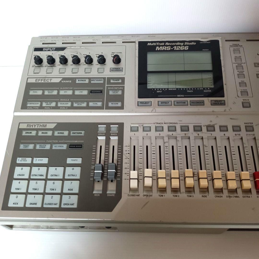 通電確認　Zoom MRS-1266 マルチトラックレコーダー ズーム