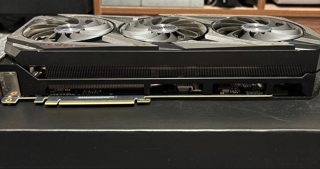 グラフィックボード・グラボ・ビデオカード ROG strix Gaming GeForce rtx 3080 10GB