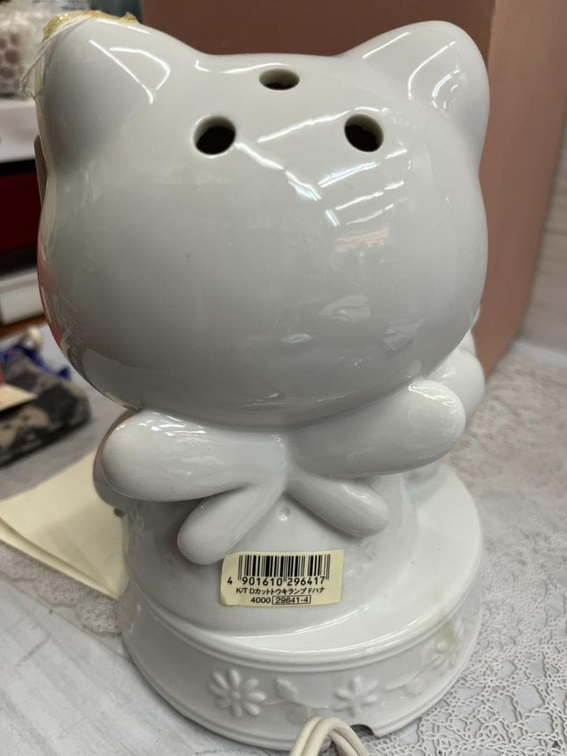 ★未使用品★ハローキティ　ダイカット陶器ランプ　花　希少　レア　卓上　2000年