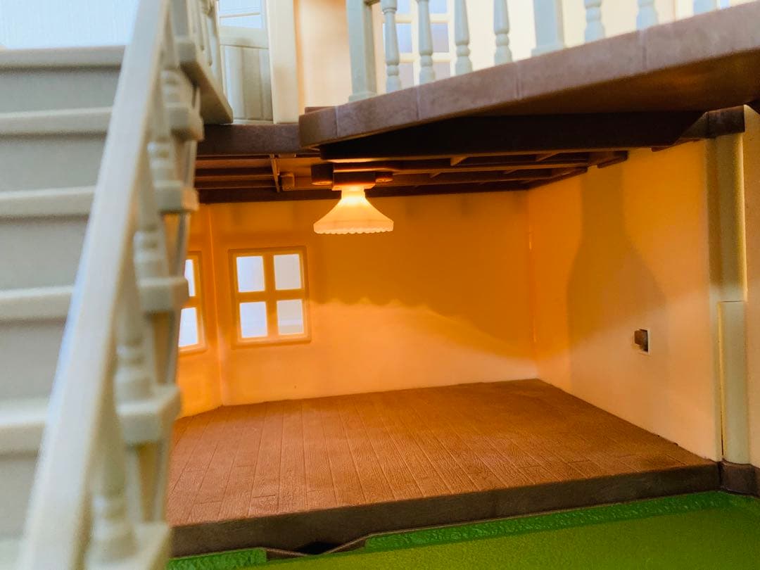 シルバニアファミリー　あかりの灯る大きなお家と家具セット