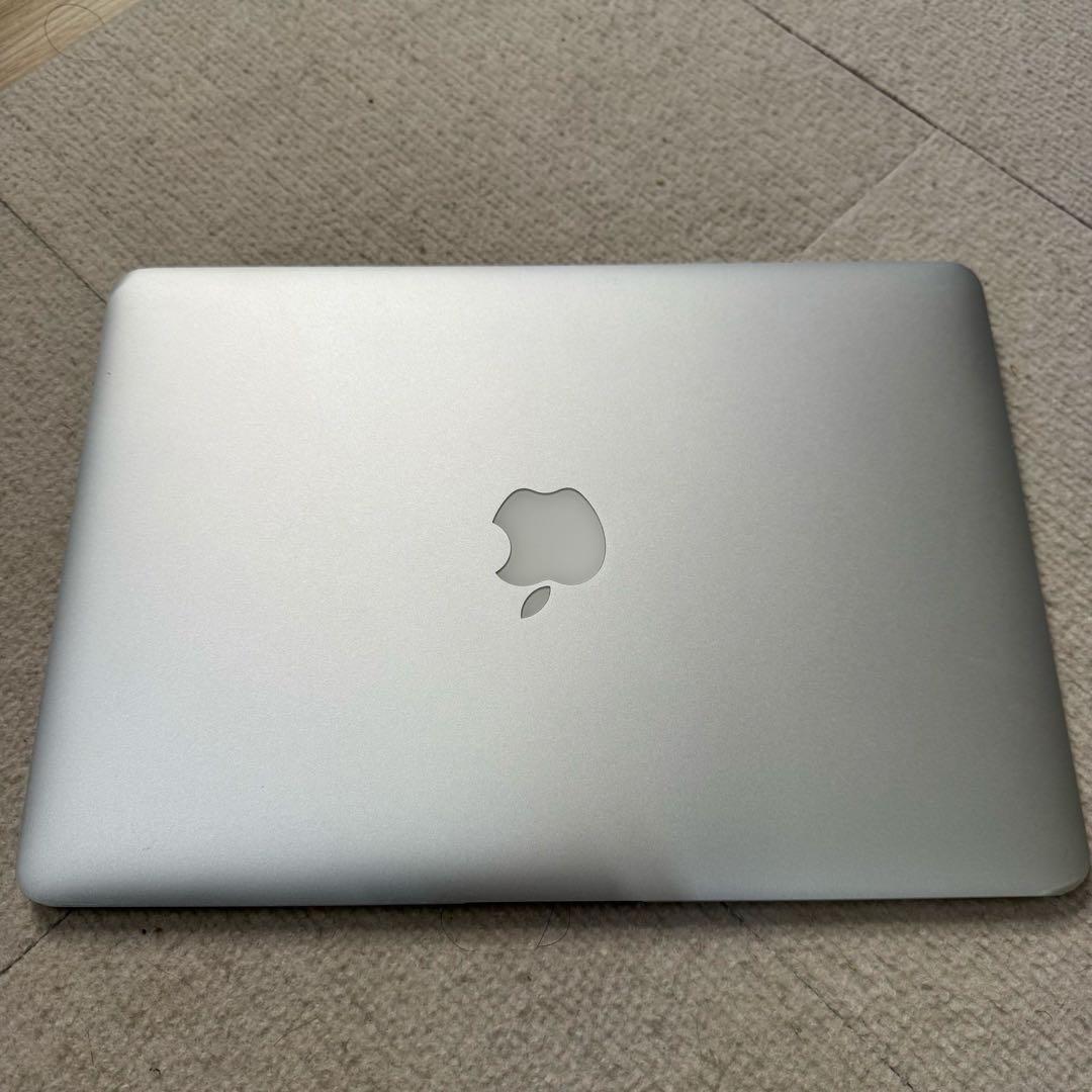 MacBook本体 MacBook Air Core i5