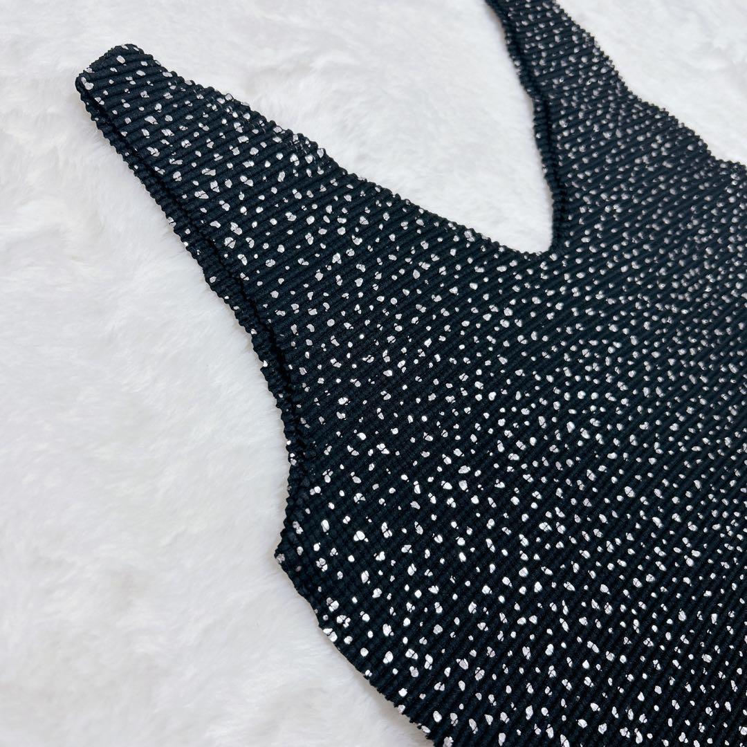 未使用級☆イッセイミヤケ プリーツプリーズ タンク トップ 柄シルバーメタリック