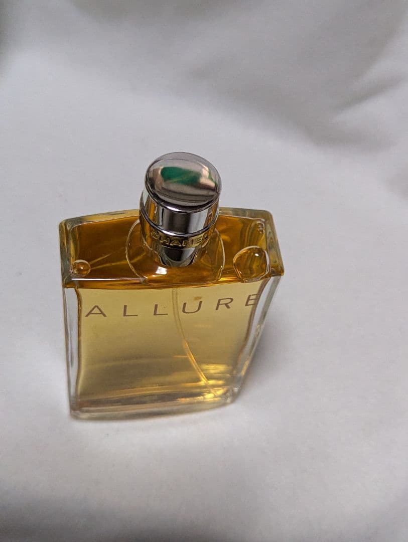 未使用シャネルアリュールオードゥトワレット100ml