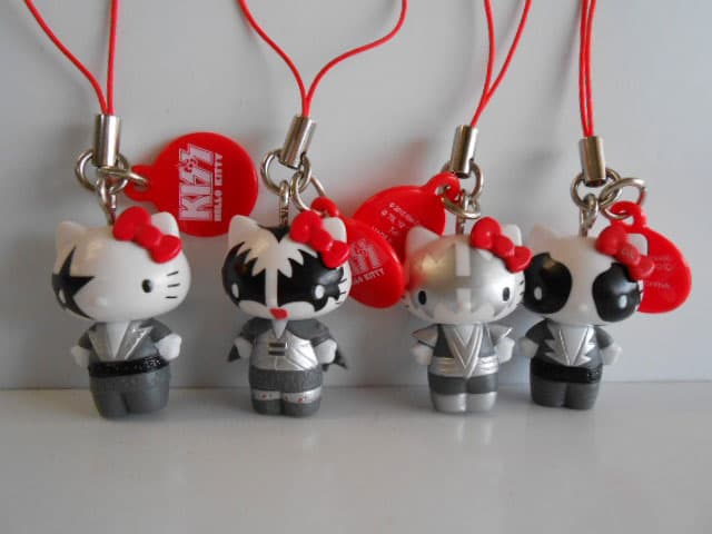 ♯Jqm26OZキティKISS×HELLOKITTYマスコットストラップ8種