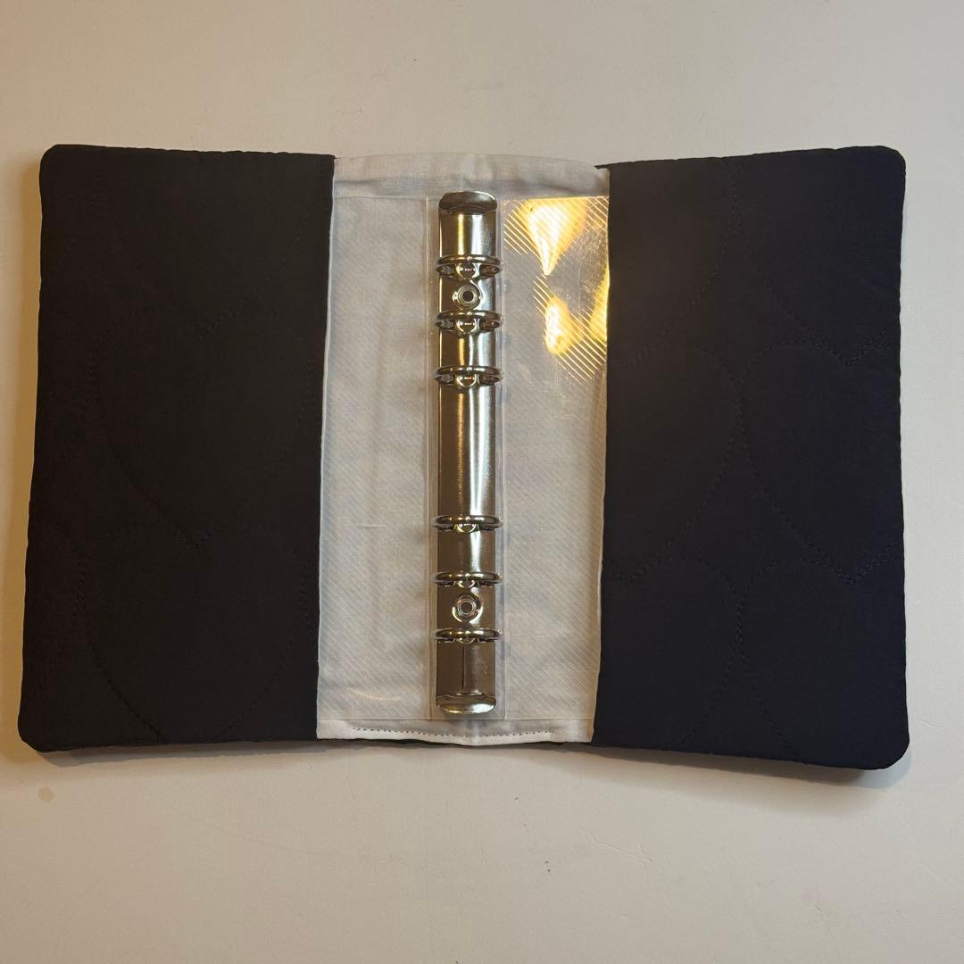 バインダーカバー　ブラック　ビッグハート　A6 韓国　貯金