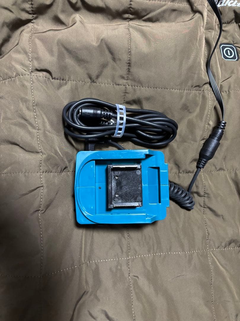 ばいきんまん 充電式電気毛布 マキタ バッテリーホルダーセット 未使用品