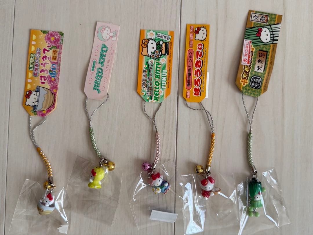 ハローキティ キティちゃん　ご当地ストラップ