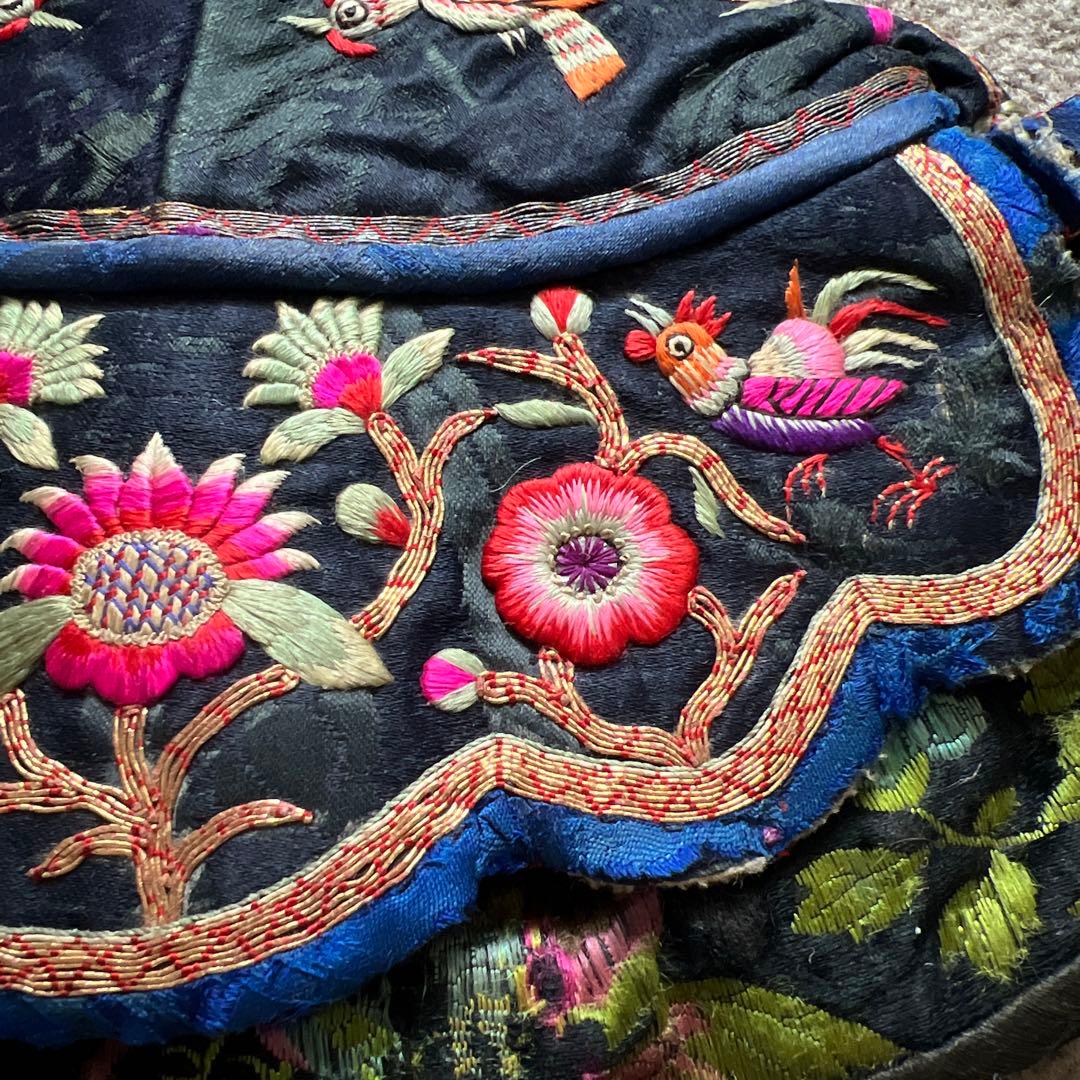 中国　1900年代初期　アンティーク　子供用帽子　インテリア　刺繍　古美術