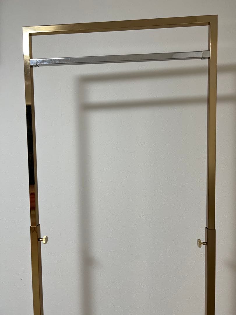 【美品】ヒロタ（株）ゴールド ハンガーラック 高さ調節可能