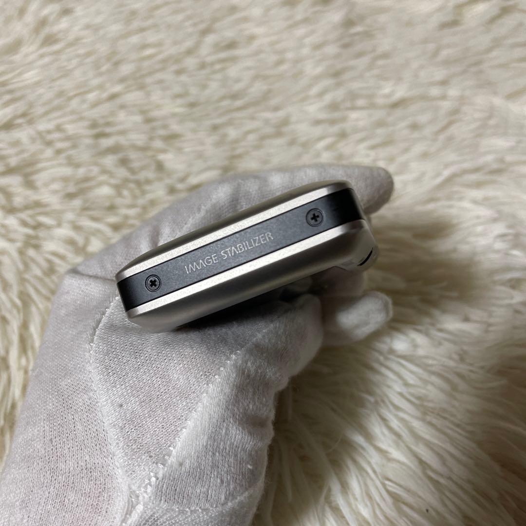 Canon キャノン　IXY DIGITAL 210 IS