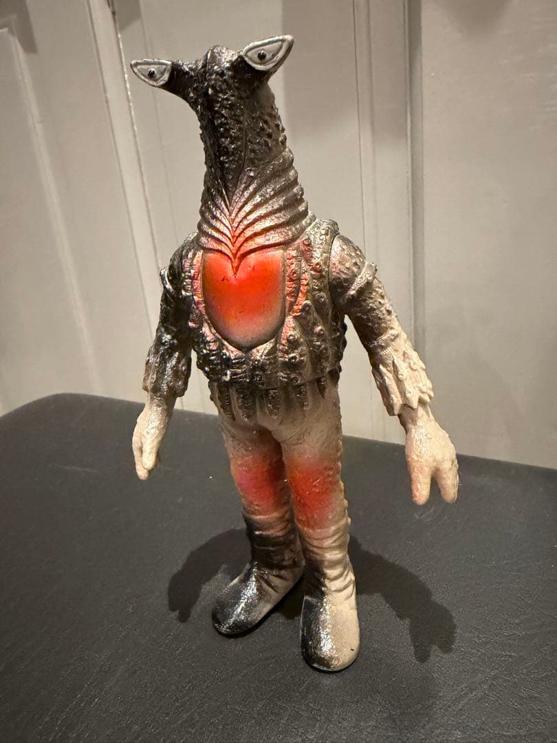 ウルトラマン怪獣　ソフビ　キングザウルス製ペガッサ星人　色も足形足型もレア！