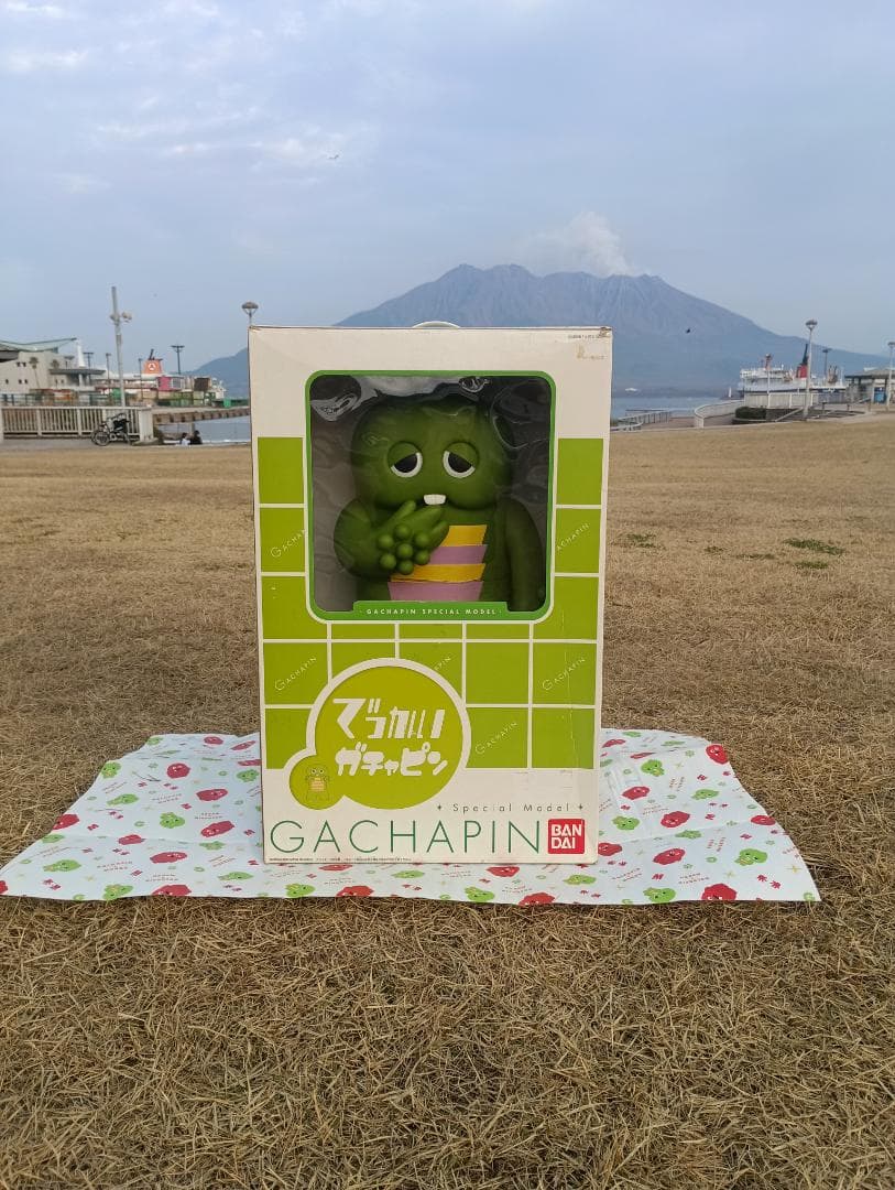 ガチャピン フィギュア バンダイ