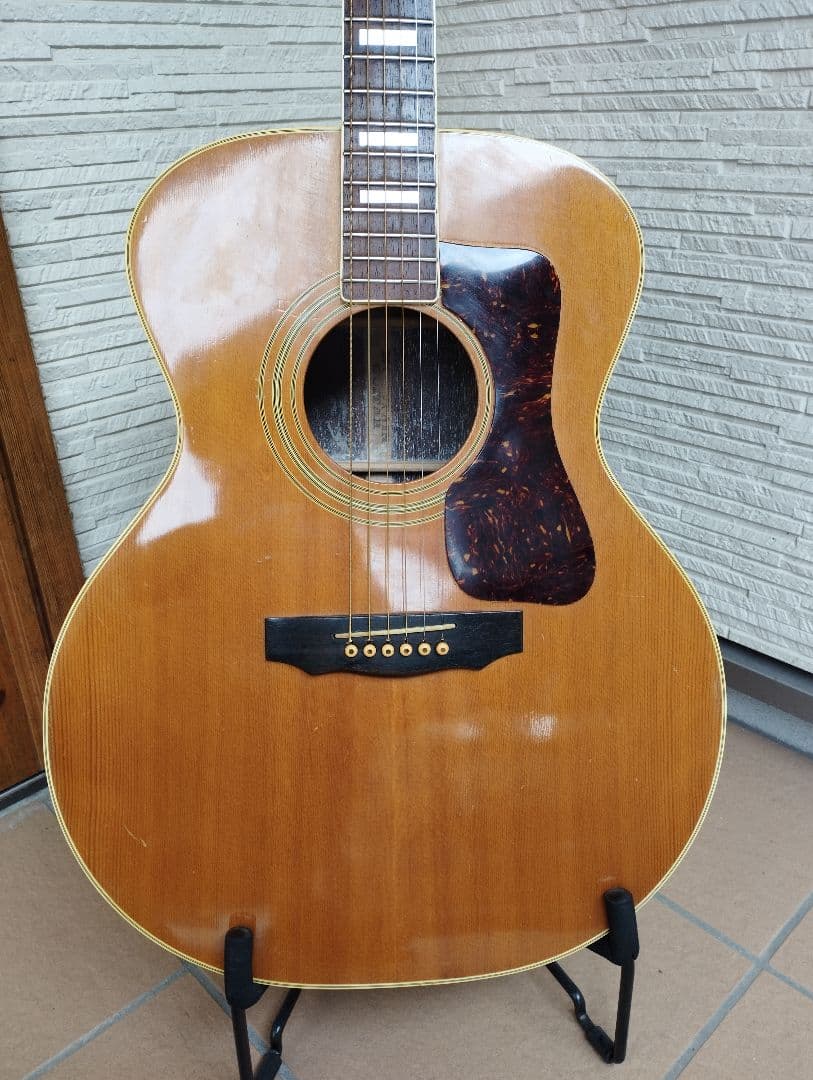 マウンテン＜W-450＞日本製・林楽器製作・トップ単板 guildタイプ