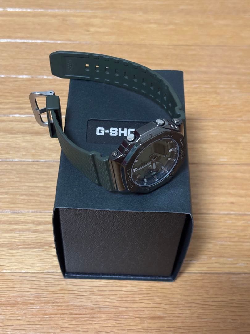 ニ*ン様 CASIO G-SHOCK GM-2100B グリーン
