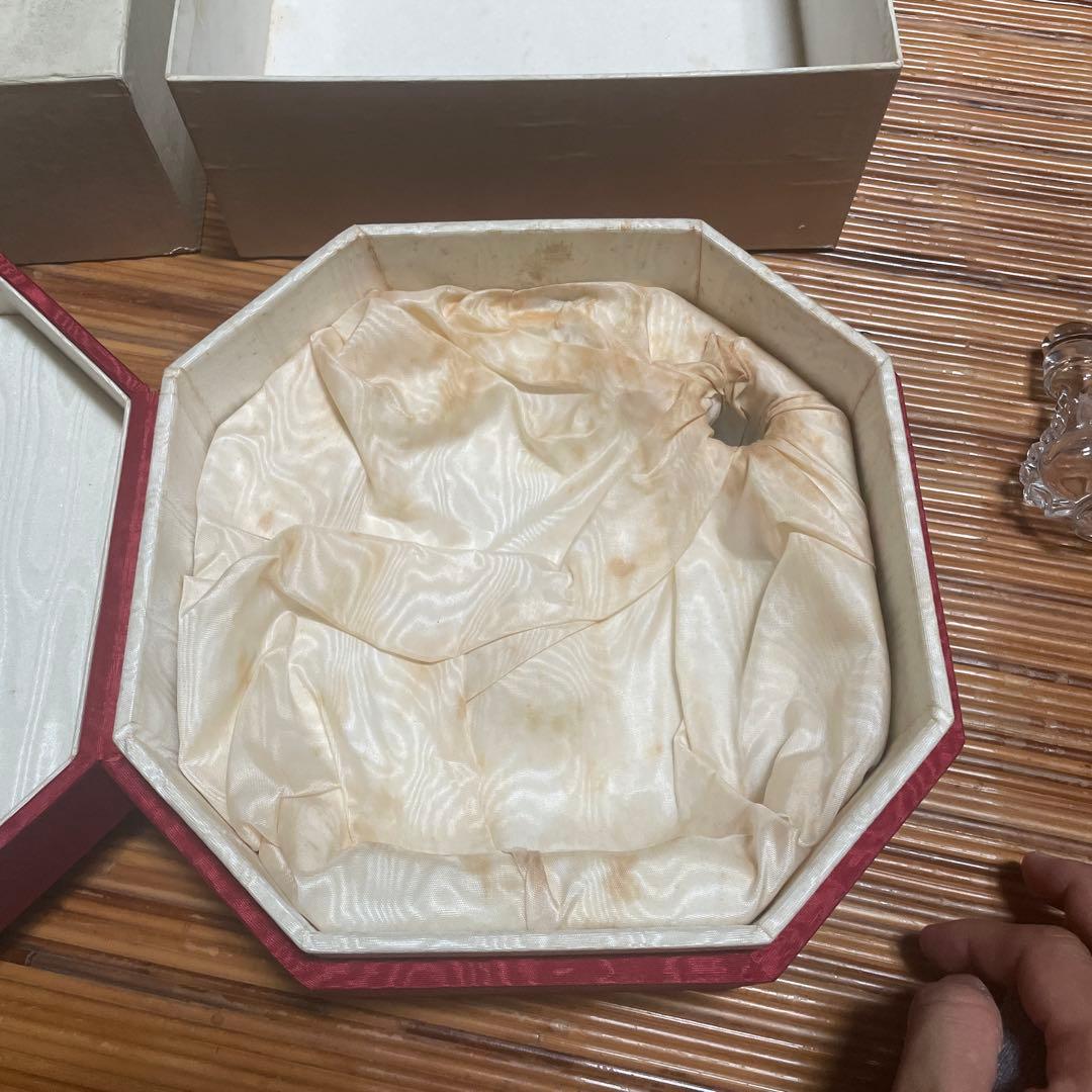 未開栓　古酒 レミーマルタン ルイ13世 箱あり　栓あり　箱に染み有り