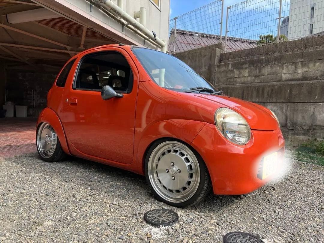 スズキ　ツイン　カスタムカー　低走行車