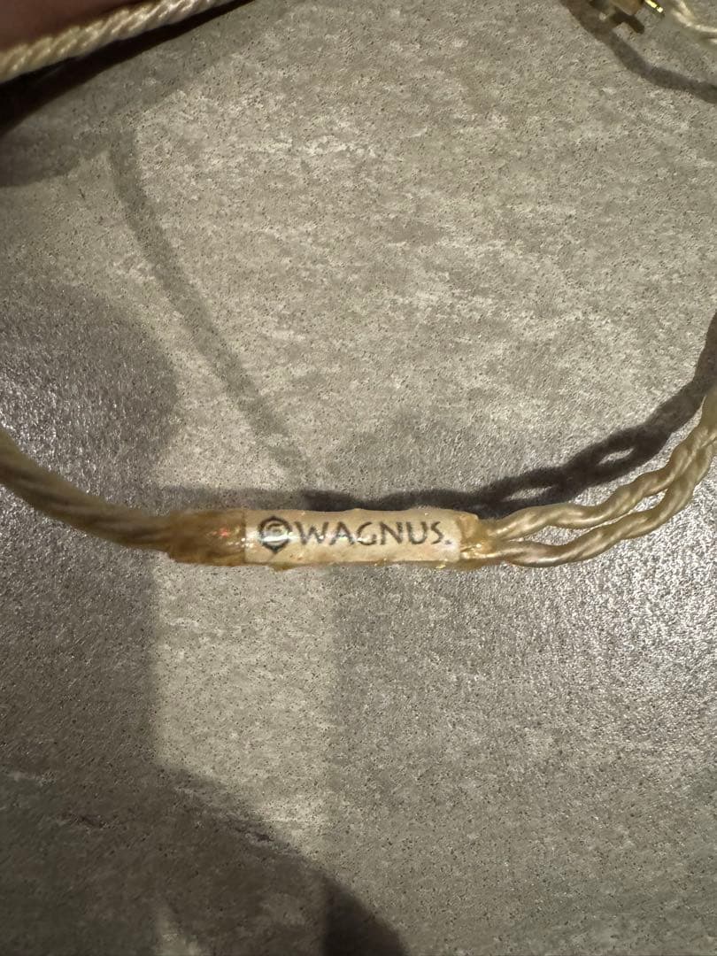 イヤホン WAGNUS. Frosty Sheep Balanced 2.5mm 2pin