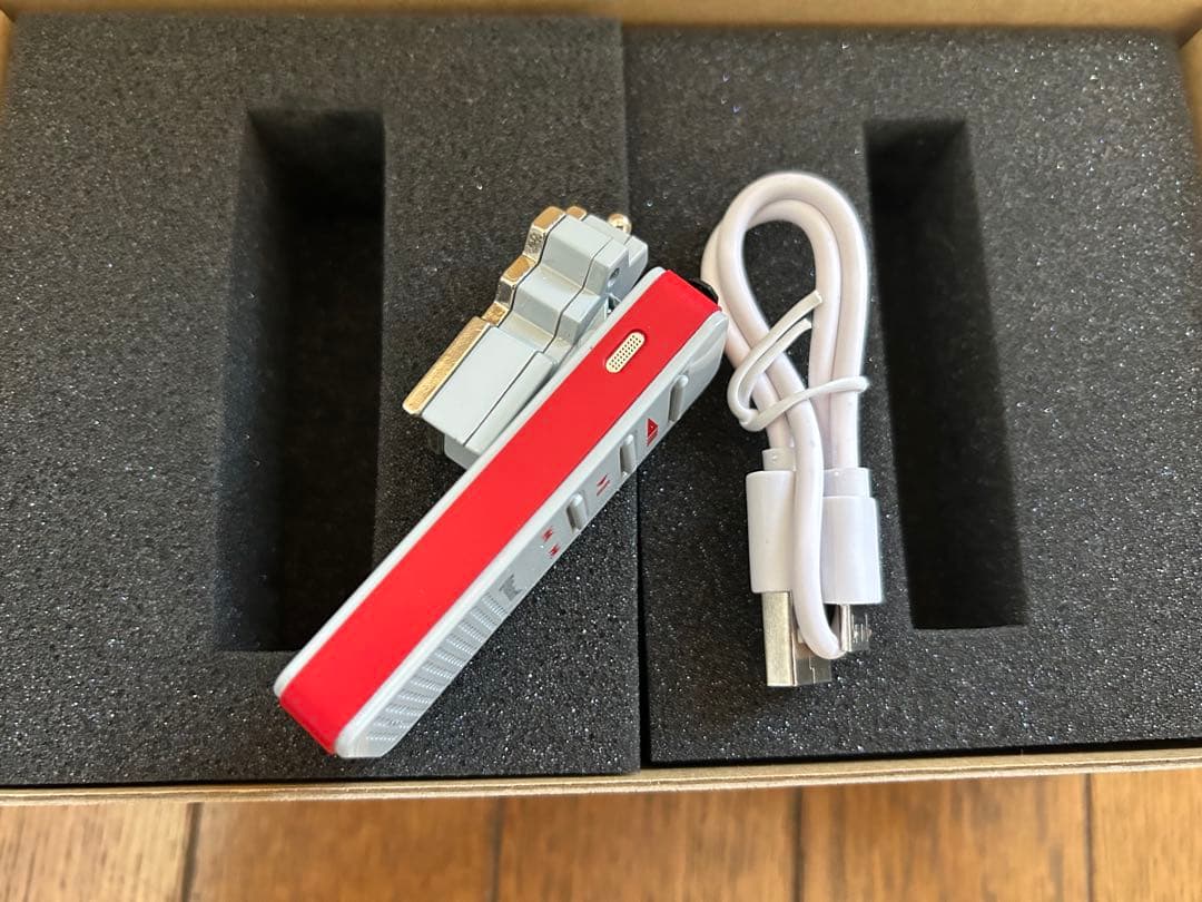 科学特捜隊 流星バッジ ～Bluetooth搭載送受信機～ 「ウルトラマン」