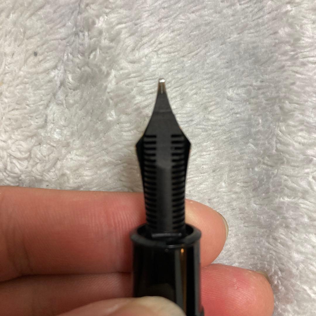 稀少 モンブラン 149 なで肩14C 中金 細字 エボナイト製 万年筆