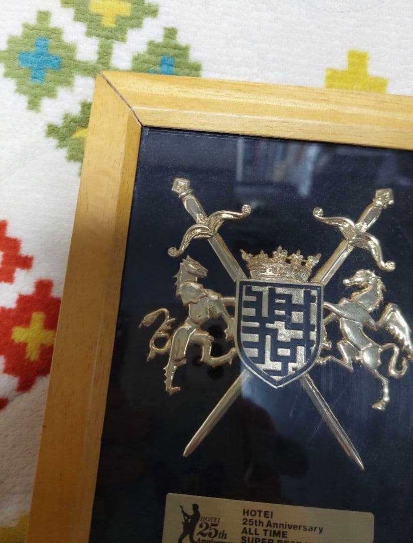 布袋寅泰25th エンブレム