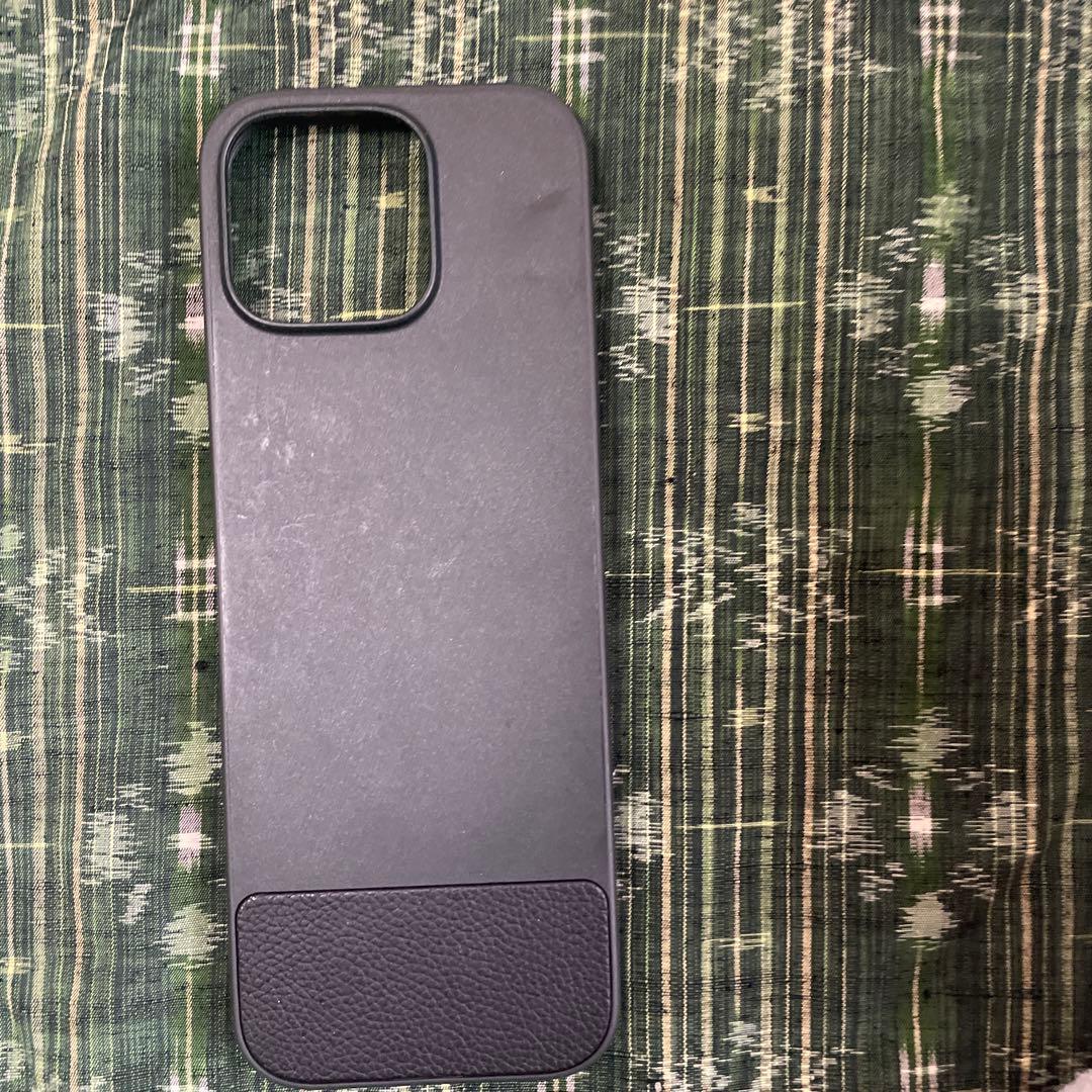 Clicks キーボード付き iPhone16Pro用ケース