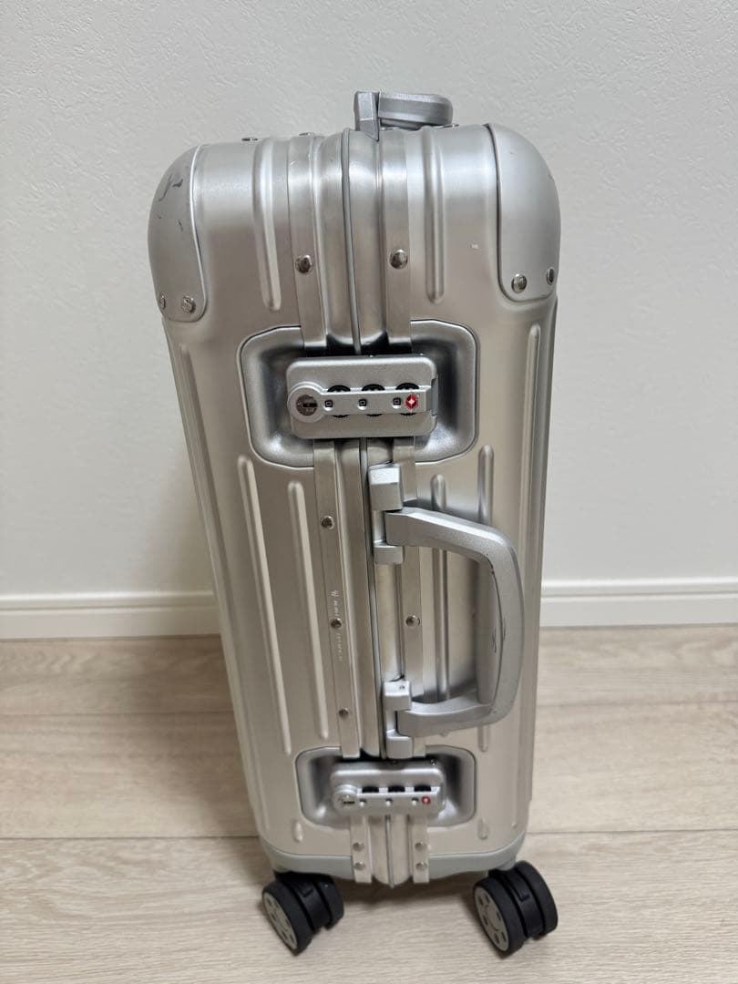 【きき】RIMOWA オリジナル　キャビン S シルバー