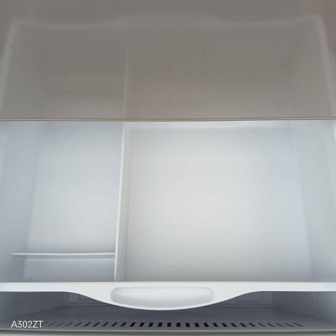 送料設置無料　日立　人気モデル　自動製氷機能機能付き大型冷蔵庫　　　365Lー