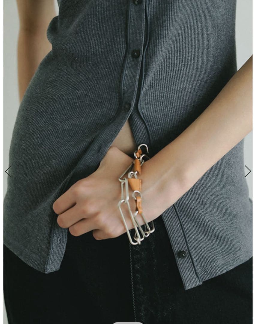 ETRE TOKYOフロントオープンタンクトップ 美品