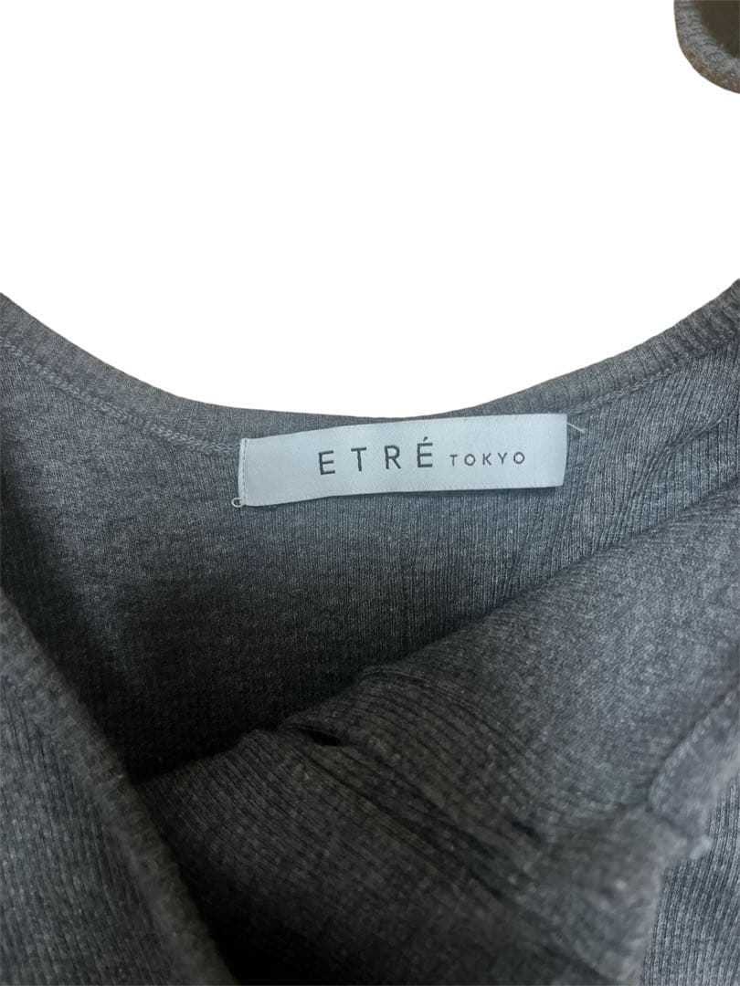 ETRE TOKYOフロントオープンタンクトップ 美品