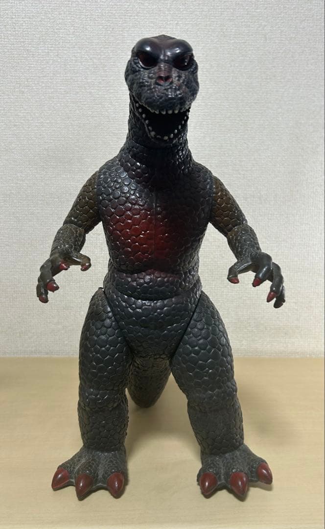 怪獣フィギュア　マイナーソフビ人形　ゴジラ風　2体　レア