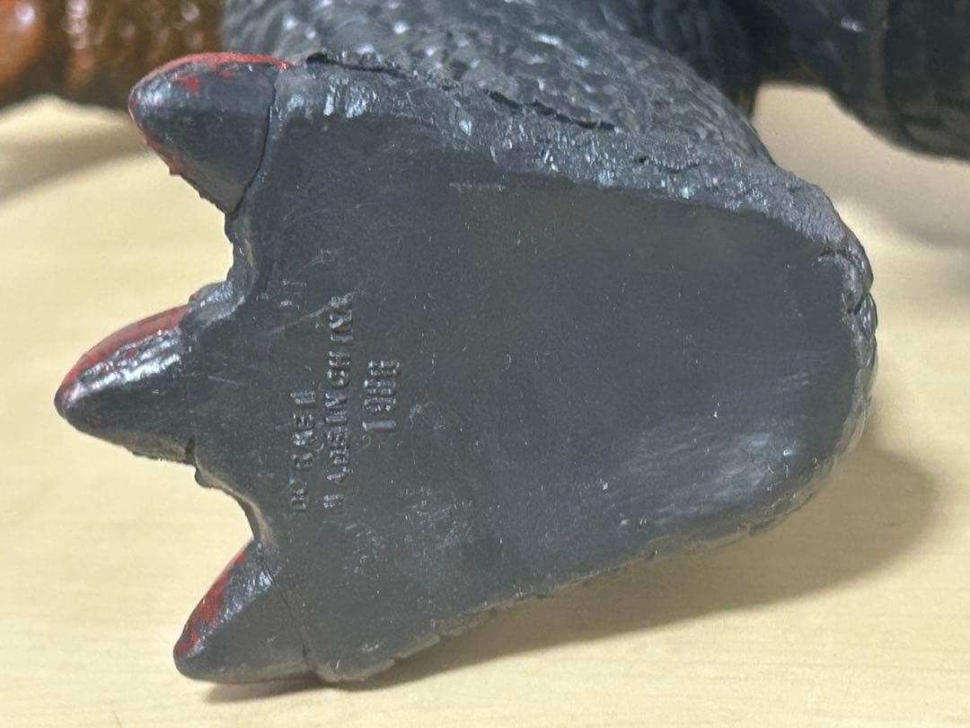 怪獣フィギュア　マイナーソフビ人形　ゴジラ風　2体　レア