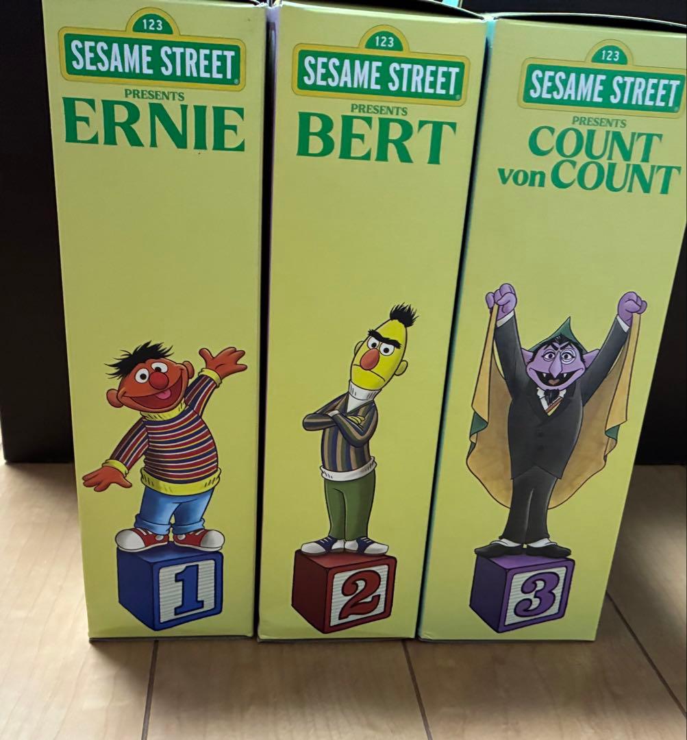 NECA セサミストリート アルティメット7インチアクションフィギュア3体セット