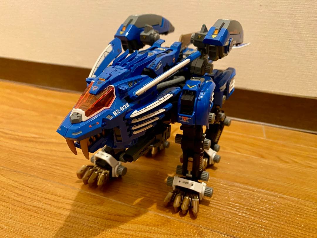 コトブキヤ ZOIDS HMM ブレードライガーAB 塗装済み