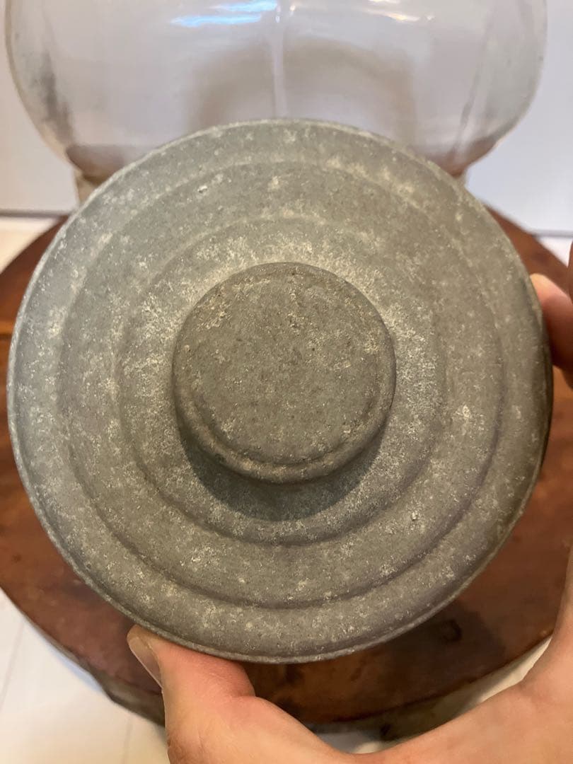 存在感抜群！アルミ開閉蓋付きの煙草陳列用ガラス瓶◇たばこ瓶◇昭和レトロ◇古道具