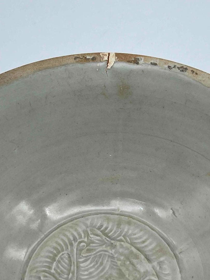 宋時代　定窯　白磁刻魚文茶碗　影青　景徳鎮　唐物　古賞物(C-73)