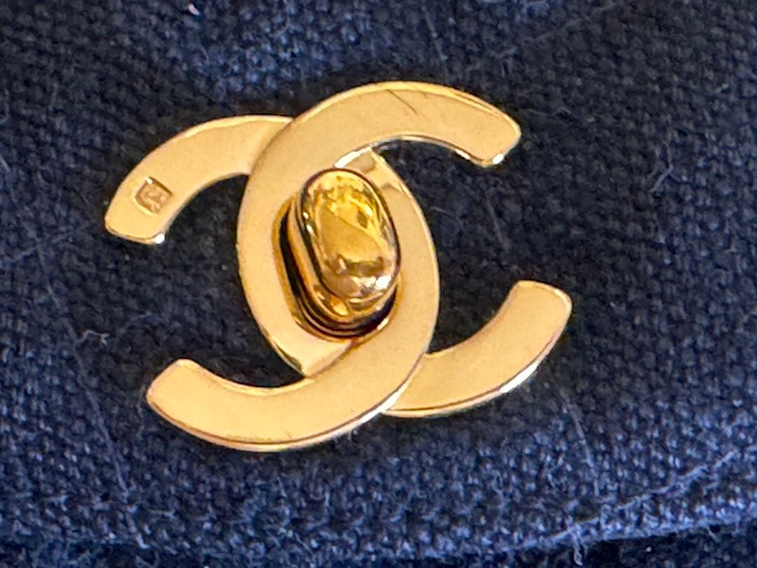 ⭐️希少⭐️CHANEL 3連ターンロック クラッチバッグ