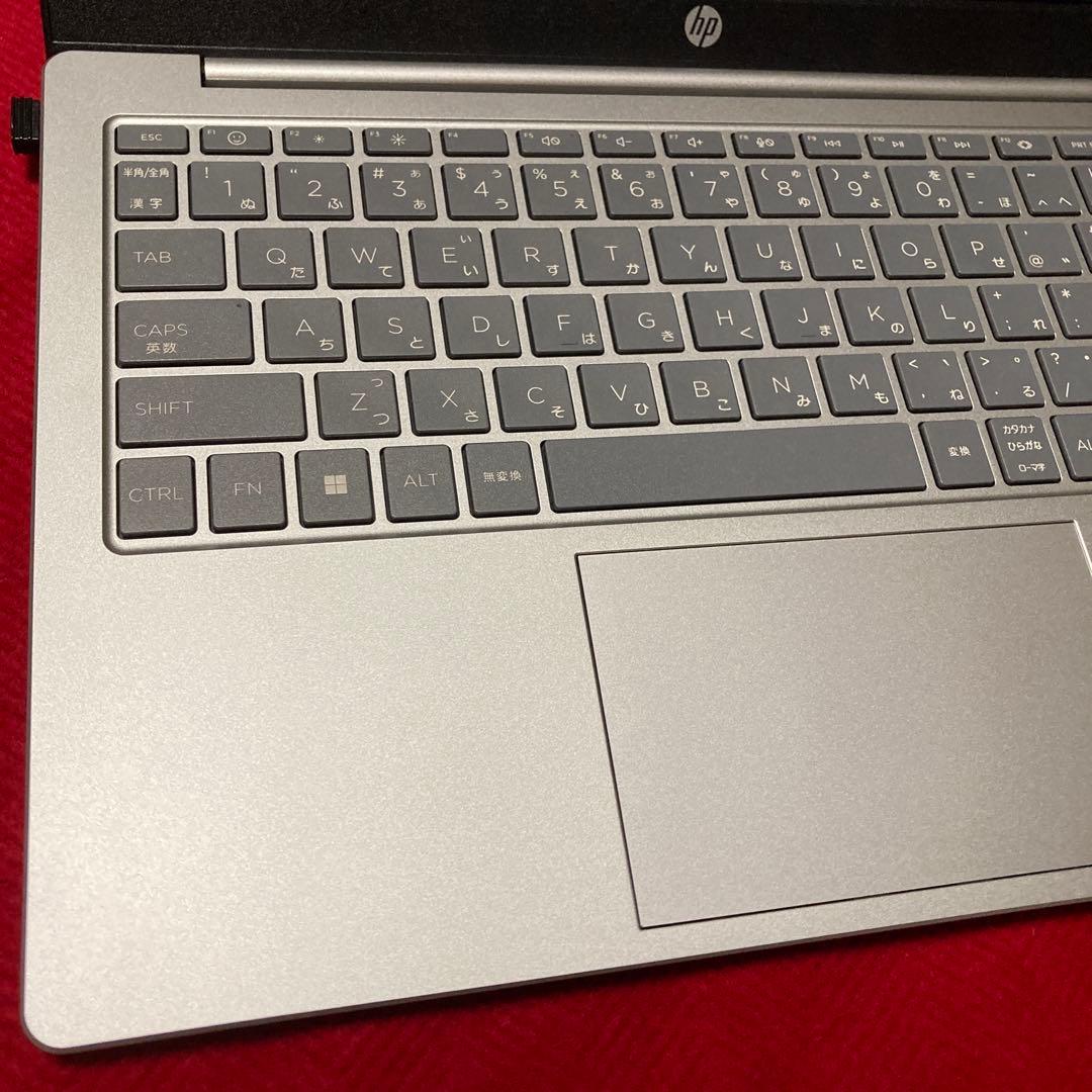 hp 2025年製　core 5 120u 16GB 512GBノートパソコン