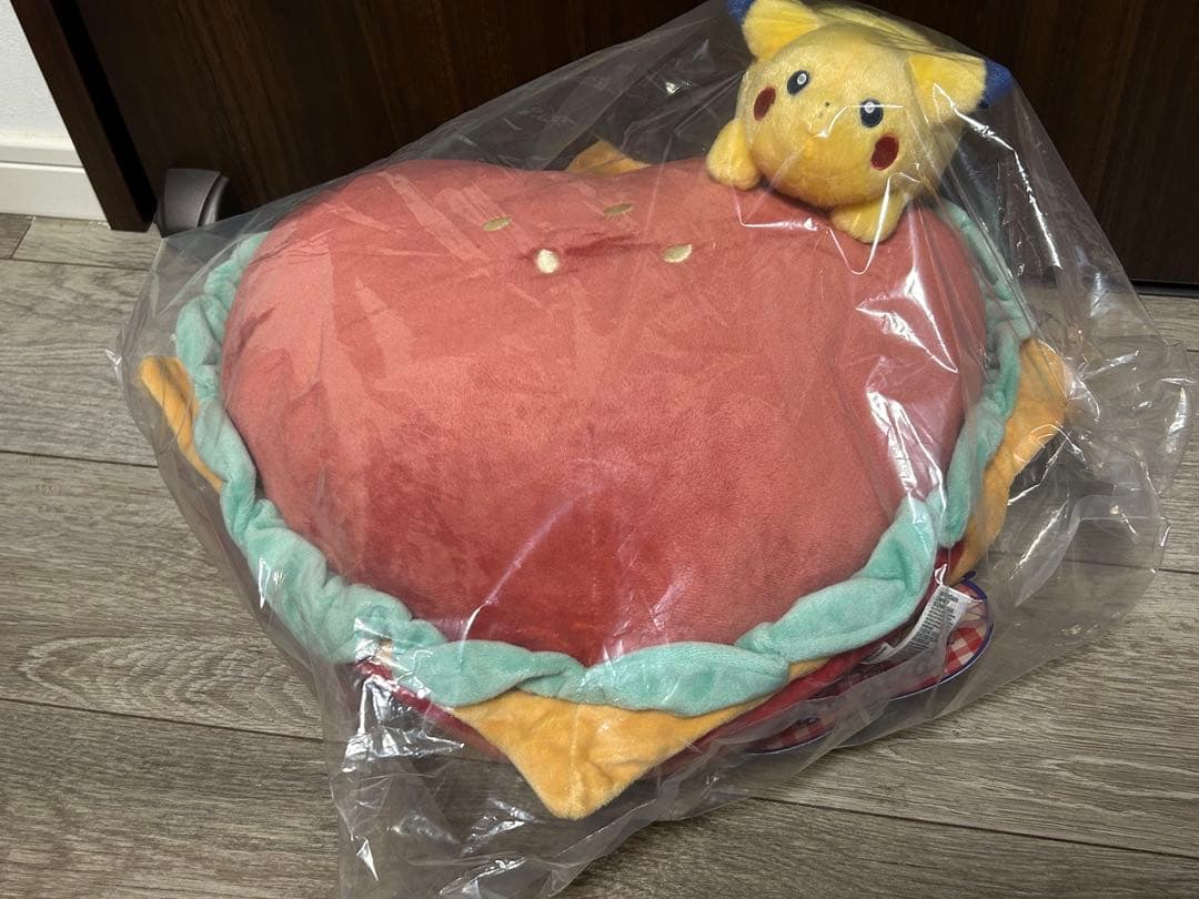 PIKACHU DINER ピカチュウ ダイナー ハンバーガー クッション