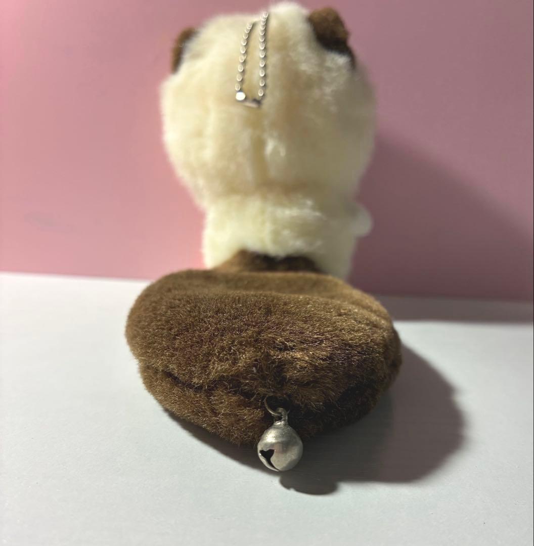 ハローキティ　しっぽ倶楽部　キーホルダー　冬季限定